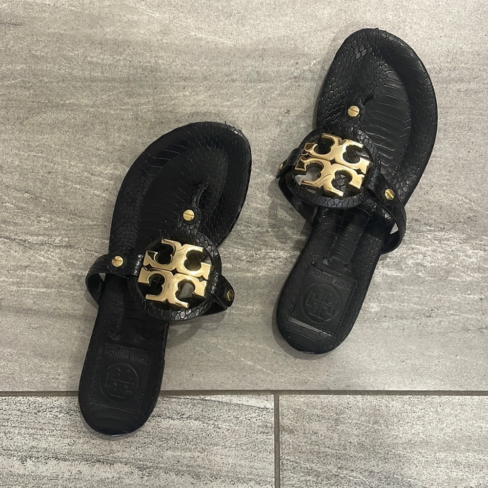TORY BURCH SANDALS SIZE 6